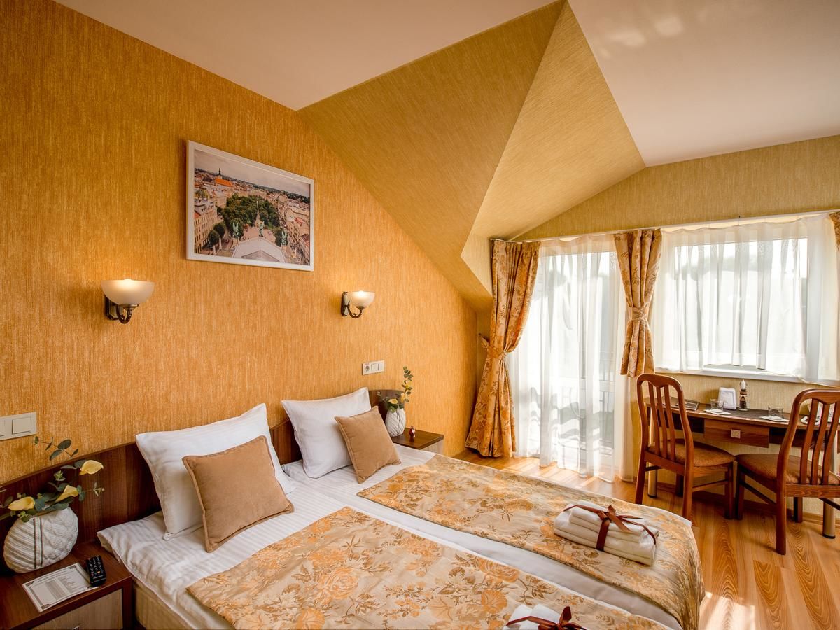 Отель Hotel & SPA Restaurant Pysanka Львов