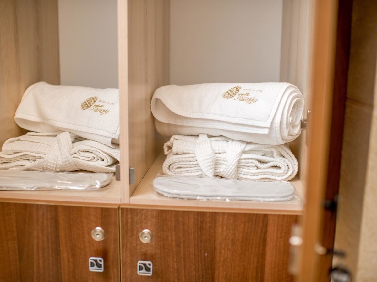 Отель Hotel & SPA Restaurant Pysanka Львов